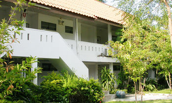 รีสอร์ท เดือนฉายรีสอร์ท กาญจนบุรี
